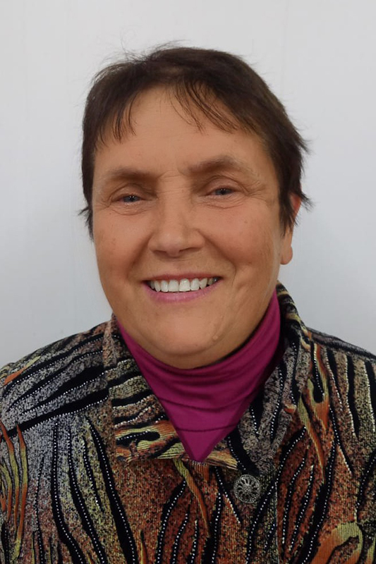 Плюснина Алевтина Петровна.